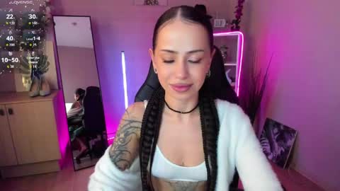 Snapshot of monica_brilliant chatting on May 22, 2026, 8:21 am Monica online show from May 22, 2026, 8:21 am