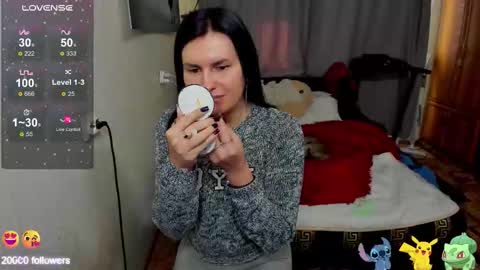 Monica Elder online show from February 3, 2026, 12:32 pm