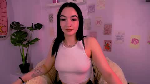 Monica online show from October 20, 2025, 2:45 am