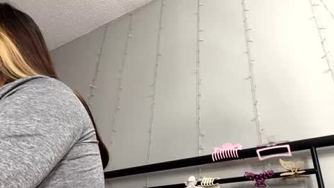 Monica online show from December 13, 2024, 4:11 am