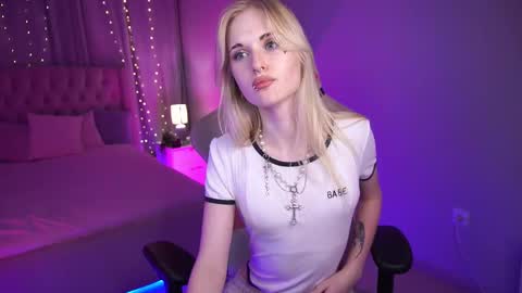  Monica  online show from September 23, 2025, 9:34 am