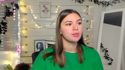 Snapshot of monika_youu chatting on November 11, 2025, 7:30 am Monika online show from November 11, 2025, 7:30 am