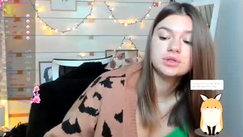 Snapshot of monika_youu chatting on November 30, 2025, 1:15 pm Monika online show from November 30, 2025, 1:15 pm