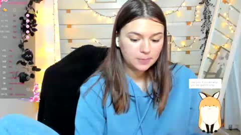 Snapshot of monika_youu chatting on January 14, 2026, 1:39 pm Monika online show from January 14, 2026, 1:39 pm