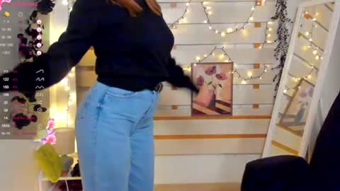 Snapshot of monika_youu chatting on January 16, 2026, 1:04 pm Monika online show from January 16, 2026, 1:04 pm