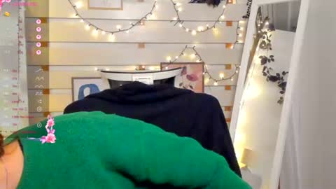 Snapshot of monika_youu chatting on January 18, 2026, 1:59 pm Monika online show from January 18, 2026, 1:59 pm