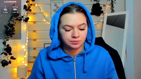 Snapshot of monika_youu chatting on February 10, 2026, 11:47 am Monika online show from February 10, 2026, 11:47 am