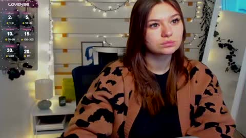 Snapshot of monika_youu chatting on February 17, 2026, 1:29 pm Monika online show from February 17, 2026, 1:29 pm