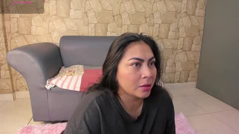monikk__harrison online show from February 5, 2025, 11:55 am