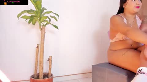 monikk__harrison online show from October 23, 2025, 10:25 am