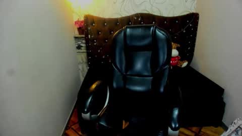 Snapshot of moniquehick chatting on March 14, 2026, 8:14 pm Monica online show from March 14, 2026, 8:14 pm