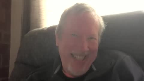 Monkee Dance online show from December 15, 2025, 6:23 pm