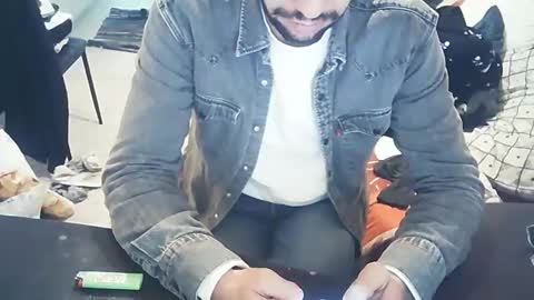 monkeydmajoub89 online show from December 30, 2024, 12:09 pm