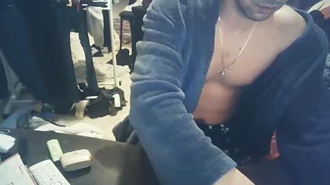 monkeydmajoub89 online show from January 17, 2025, 8:33 pm