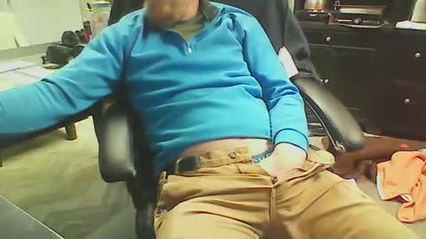 monkeypants04 online show from May 19, 2026, 2:45 pm