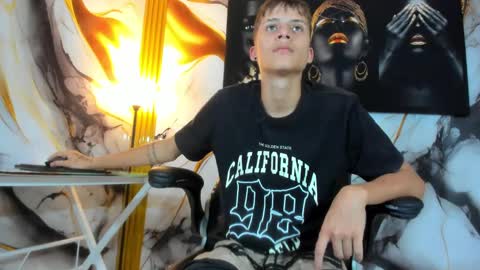 mono_blonde online show from September 15, 2025, 8:31 pm