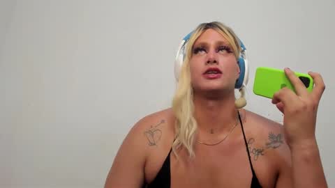 Snapshot of monojuan06 chatting on February 27, 2025, 1:16 am veronika ind online show from February 27, 2025, 1:16 am