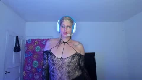 Snapshot of monojuan06 chatting on March 4, 2025, 10:38 pm veronika ind online show from March 4, 2025, 10:38 pm