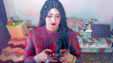 veronika ind online show from February 6, 2026, 7:39 pm