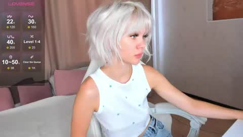 Snapshot of monro_doll chatting on July 7, 2026, 9:24 am MONRO online show from July 7, 2026, 9:24 am