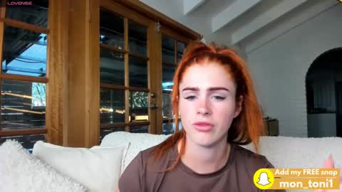 Snapshot of monslifex chatting on February 11, 2025, 8:37 am Mons life online show from February 11, 2025, 8:37 am
