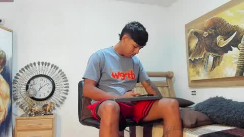 monsoon_the_best online show from May 4, 2026, 2:51 am