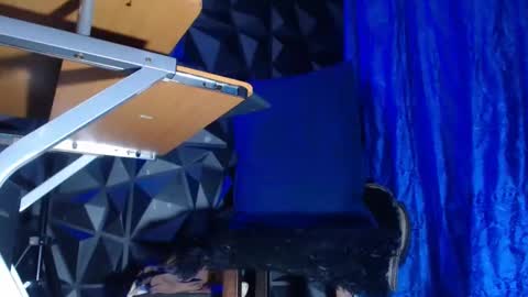 dorian online show from November 5, 2025, 3:06 am