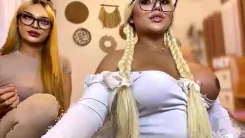 Ruthie online show from November 13, 2025, 9:30 am