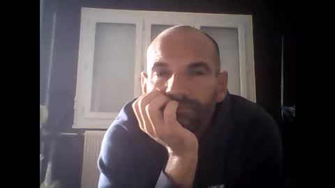 montmasse online show from May 6, 2026, 2:33 pm