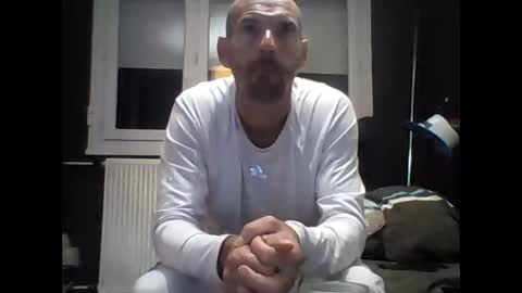 montmasse online show from May 15, 2026, 9:33 pm