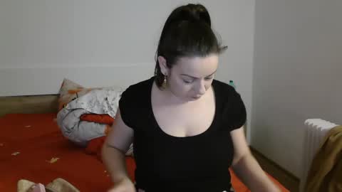 Monse online show from January 30, 2025, 4:34 pm
