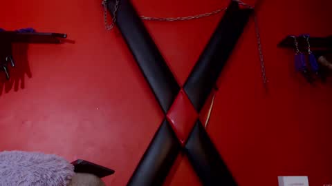 Monttserratt online show from December 14, 2024, 8:51 pm