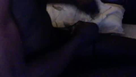 montydxxx2 online show from November 18, 2025, 3:12 am