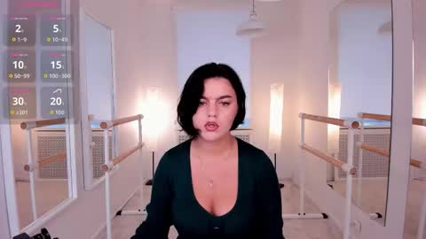 Snapshot of moodberry chatting on October 6, 2025, 6:55 am your Godness online show from October 6, 2025, 6:55 am