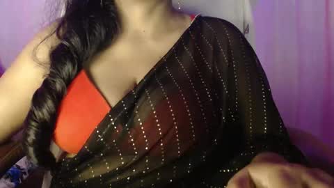 Snapshot of moody_maya chatting on September 24, 2025, 1:14 pm Maya online show from September 24, 2025, 1:14 pm