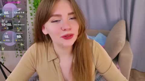 Snapshot of moon__bunny chatting on October 6, 2025, 3:20 pm Moon  Bunny online show from October 6, 2025, 3:20 pm