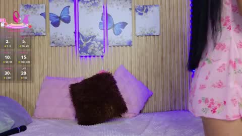 Snapshot of moon_celeste chatting on May 25, 2026, 11:38 am Moon online show from May 25, 2026, 11:38 am