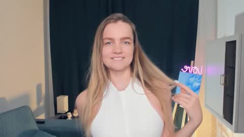 moon_puzzles online show from January 16, 2026, 8:13 pm