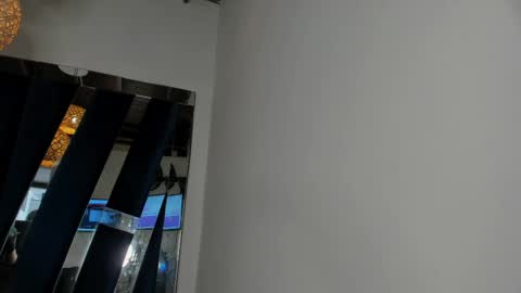 Luna  online show from March 12, 2025, 6:11 pm