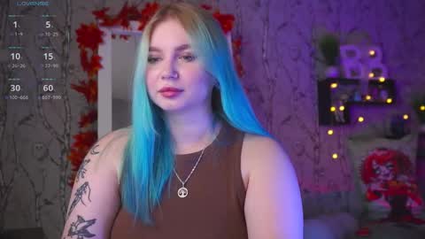 Emilia online show from September 19, 2025, 8:49 am