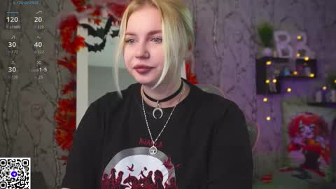 Emilia online show from October 30, 2025, 11:33 am