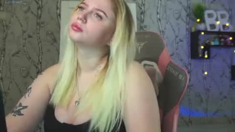 Emilia online show from June 26, 2026, 11:25 am