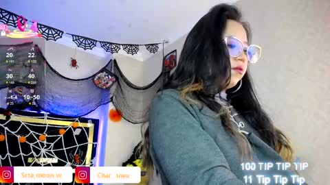 Snapshot of moon_water__ chatting on October 6, 2025, 11:29 am Moon Water   online show from October 6, 2025, 11:29 am