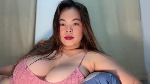 moona_luna21 online show from December 17, 2025, 2:34 pm