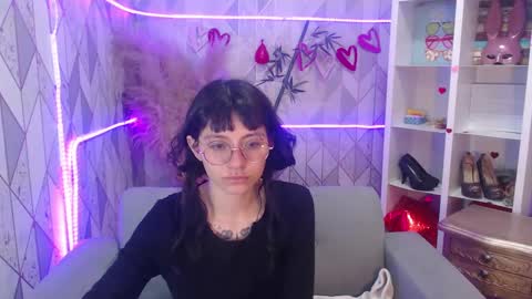 Snapshot of mooncharlotte chatting on September 15, 2025, 7:47 pm Charlotte online show from September 15, 2025, 7:47 pm