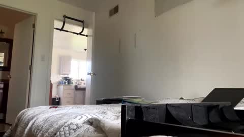 Snapshot of moondoggie00111 chatting on April 4, 2026, 9:01 pm Moon Doggie online show from April 4, 2026, 9:01 pm