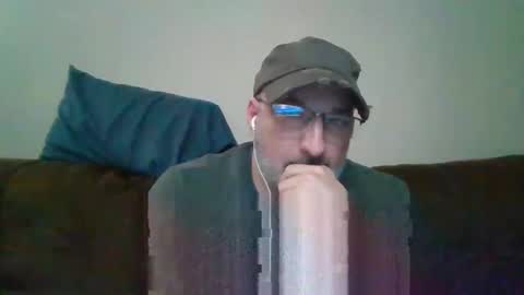 Snapshot of moondrake26 chatting on December 26, 2024, 7:13 am moondrake26 online show from December 26, 2024, 7:13 am