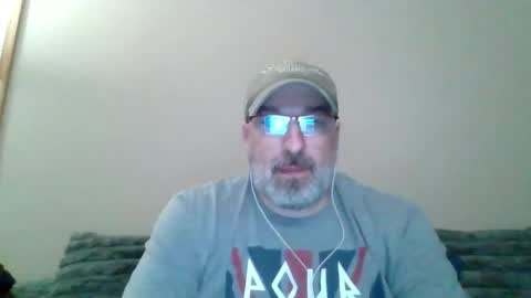 Snapshot of moondrake26 chatting on January 8, 2026, 7:10 am moondrake26 online show from January 8, 2026, 7:10 am