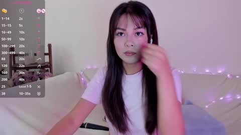 Snapshot of moonlight8_ chatting on September 29, 2025, 7:46 am LANA online show from September 29, 2025, 7:46 am