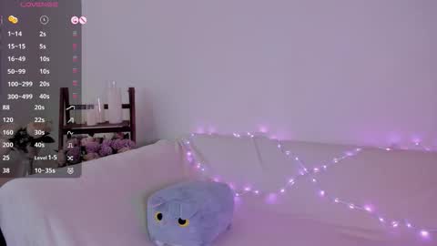 Snapshot of moonlight8_ chatting on September 30, 2025, 11:26 am LANA online show from September 30, 2025, 11:26 am